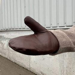 Fårskinnsvante för dam - Brunt lammskinn med varmt och mjukt fårskinnsfoder