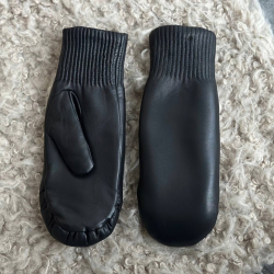 sort dame lammeskindsluffe med touch funktion