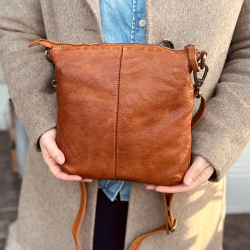 Fontana crossbody - cognac læder - Montana - 272301
