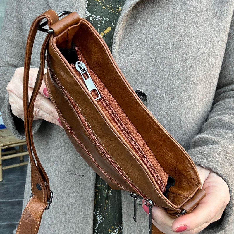 Lilly skinnväska - Cognac lammskinn - Freja Skind