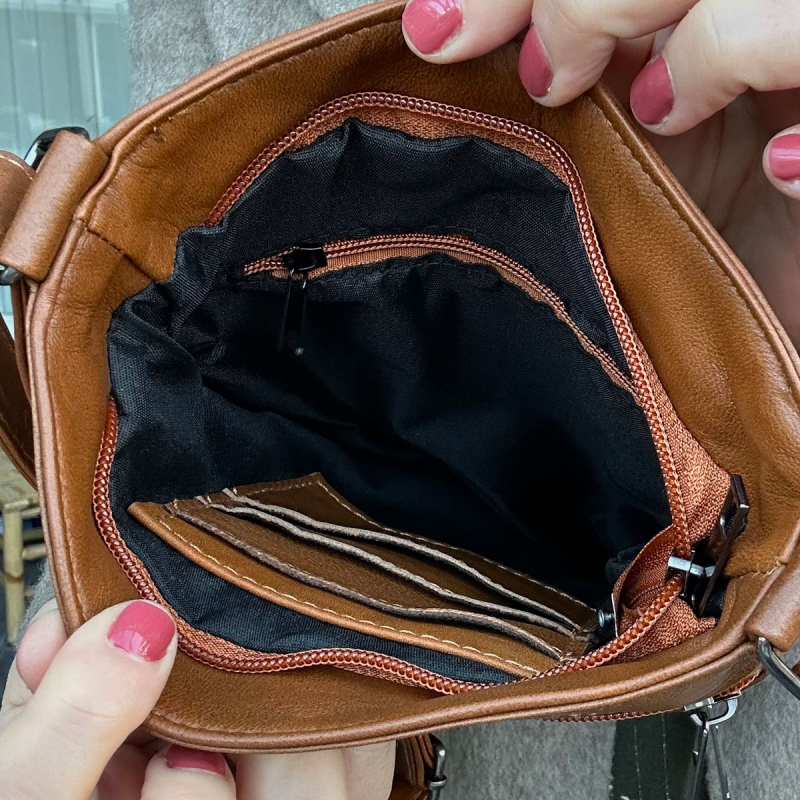 Lilly skinnväska - Cognac lammskinn - Freja Skind
