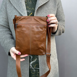 Lilly skinnväska - Cognac lammskinn - Freja Skind