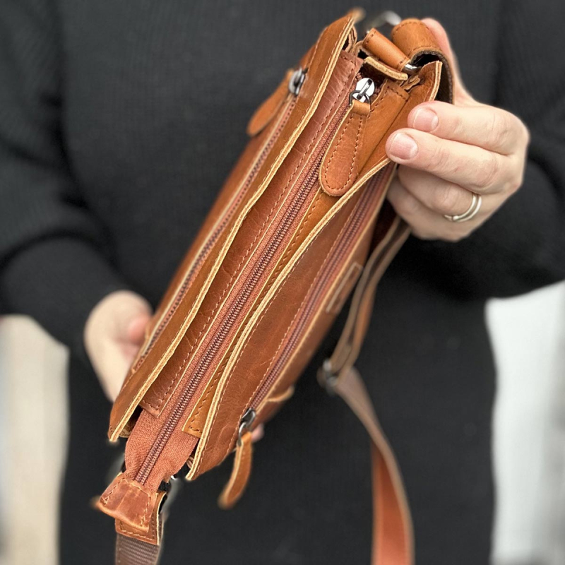 Else skuldertaske i cognac læder - Leather design - Freja skind