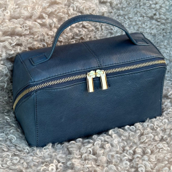 Esra toilettaske - Blød kalveskind - Treats 282475