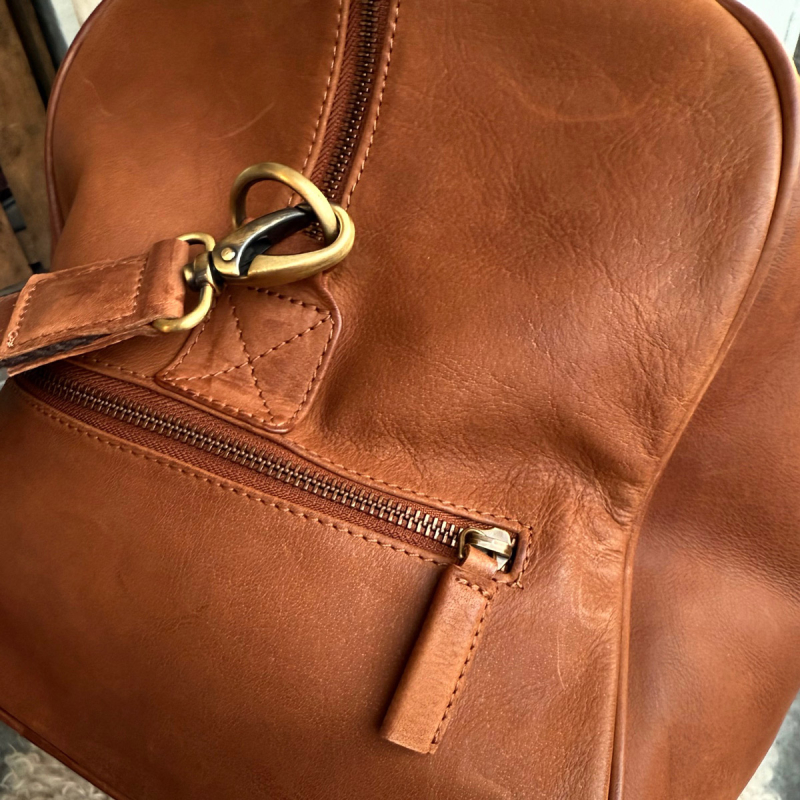 Dublin weekendväska i vintage cognac buffelläder - Freja Skind