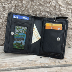 Sort læderpung i blød kalveskind - Montana 160910