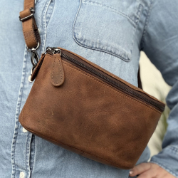 Peru bæltetaske i brun bøffelskind - Leather design - Freja skind