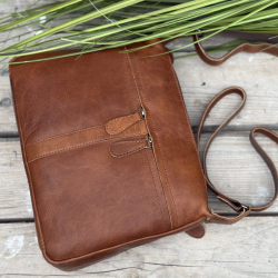 May skuldertaske - Cognac bøffel - UR  1091