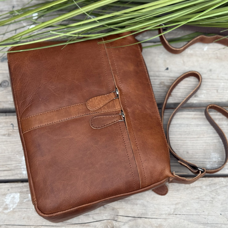 May skuldertaske - Cognac bøffel - UR  1091