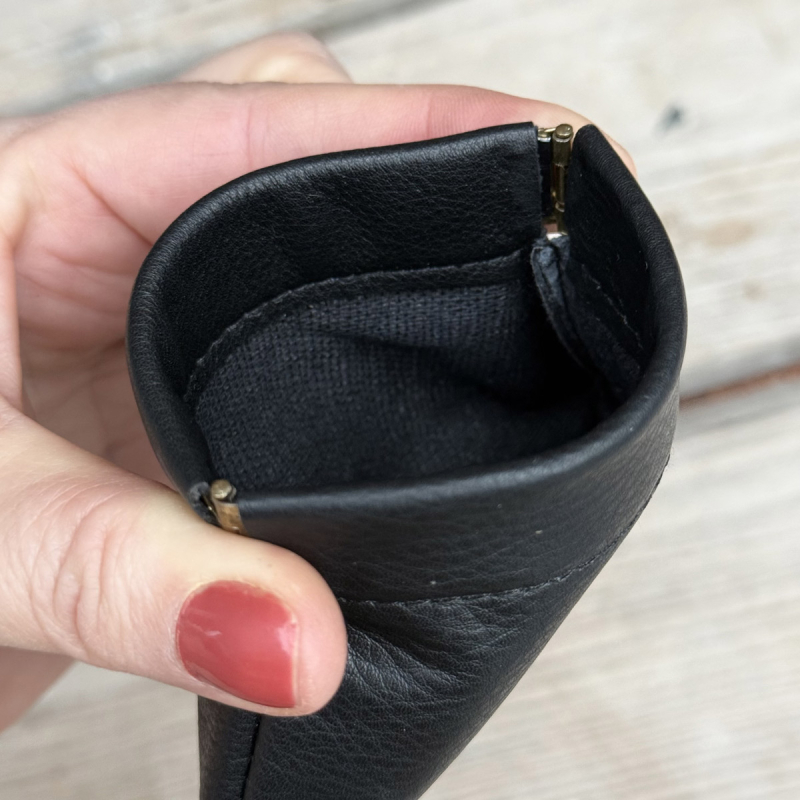 Thomsen klämplånbok med dragkedjefack – mjukt svart kalvskinn – Leather Design