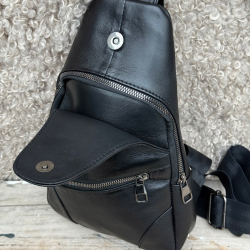 Sort Toronto sleekbag i lammeskind - Freja skind