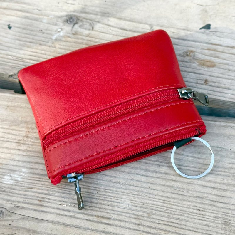 Rød Sanne skindpung med nøglering - Freja skind