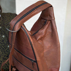 mørk cognac rygæsk  i blød lammeskind - Freja skind