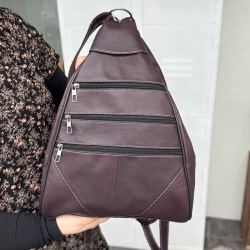 Aubergine rygsæk i blød lammeskind - Freja skind