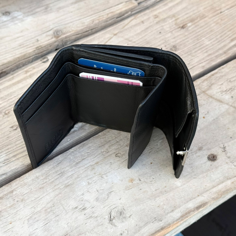 Dineros plånbok m. spänne -RFID- Svart skinn - Leather design