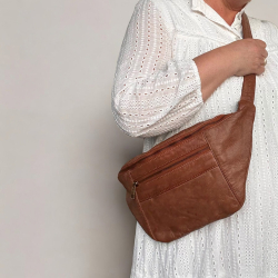 Madison bumbag - stor bumbag i cognac lammeskind - Freja skind