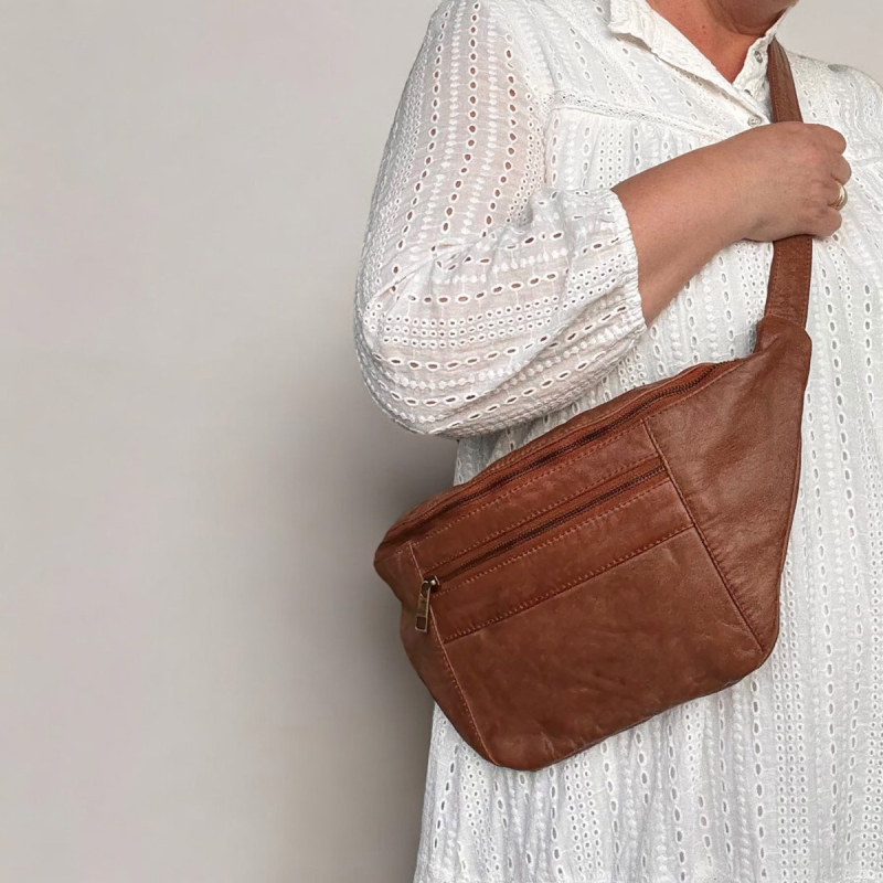 Madison bumbag - stor bumbag i cognac lammeskind - Freja skind