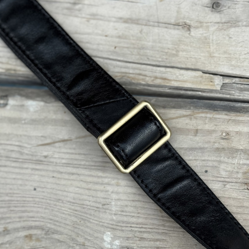 Svart Maiken bumbag - Rymlig bumbag - Mjukt skinn