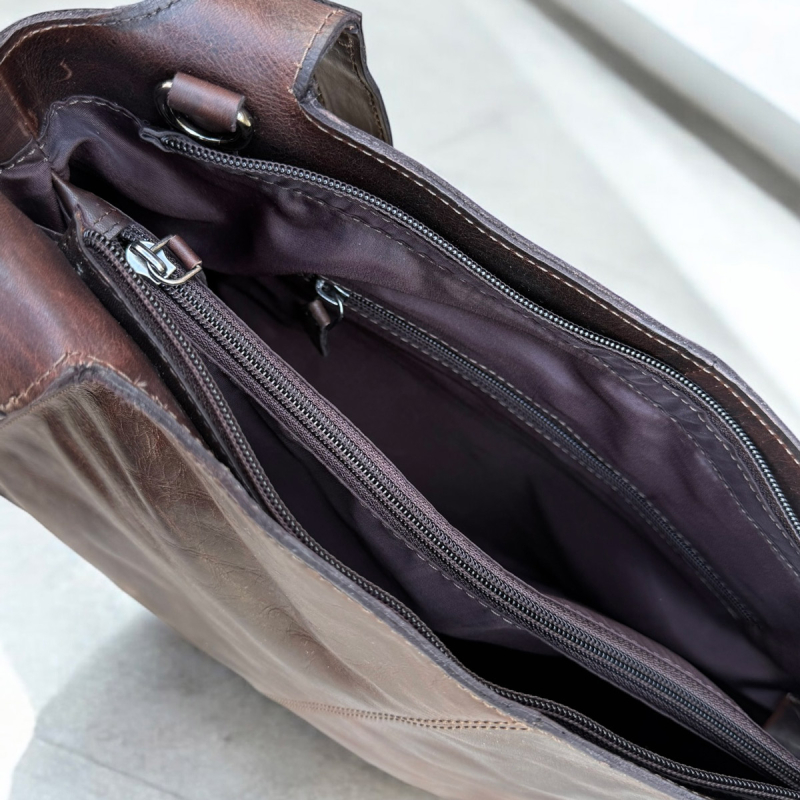 Elly shopper med avtagbar rem - Mörkbrunt läder - Leather Design