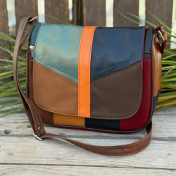 Dalia multicolor skindtaske med klap - Best of the rest kollektion - Freja skind