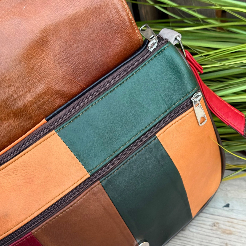 Dalia multicolor skindtaske med klap - Best of the rest kollektion - Freja skind