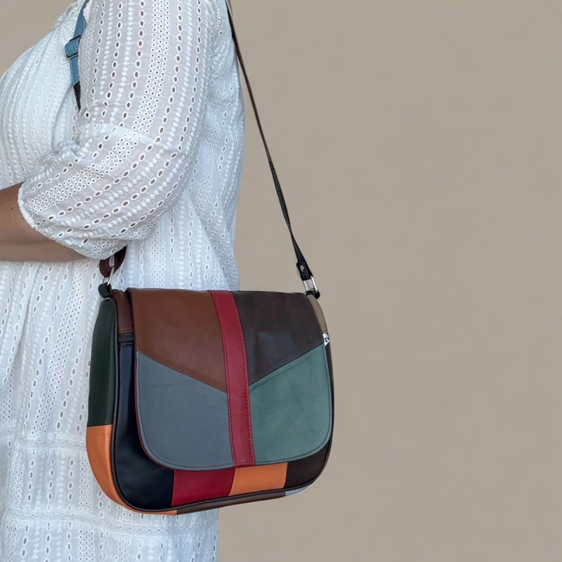 Dalia multicolor skindtaske med klap - Best of the rest kollektion - Freja skind