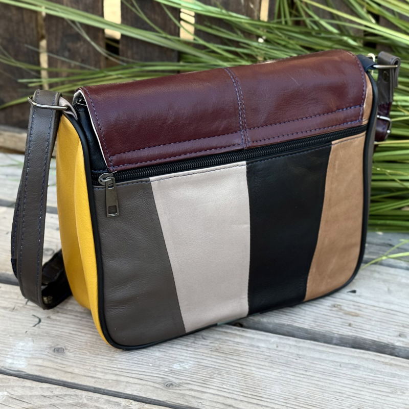 Lissy multicolor taske i blød lammeskind - Ikke to er ens - Best of the rest kollektionen - Freja skind