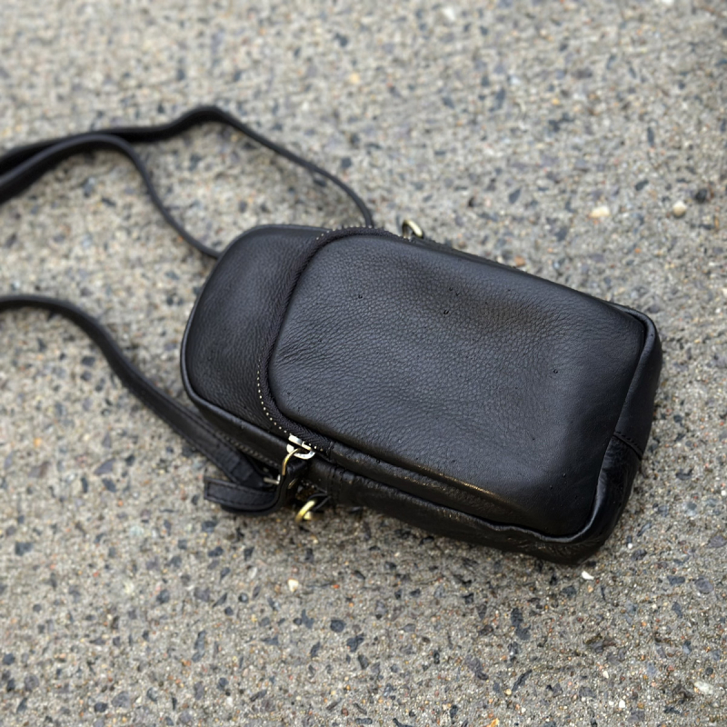 Mobil crossbody plats för stor mobil med mer - Kelly - Treats