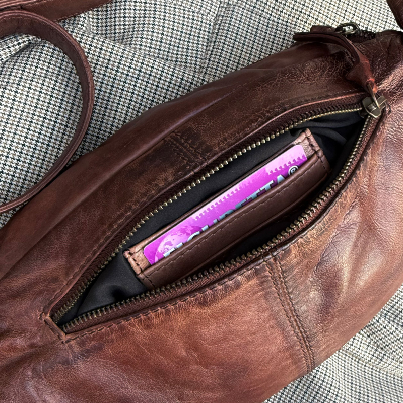 Maiken bumbag i blød lammeskind - cognac farvet - Freja skind