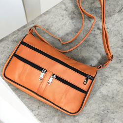 Alma skuldertaske i mandarin farvet lammeskind - Freja skind