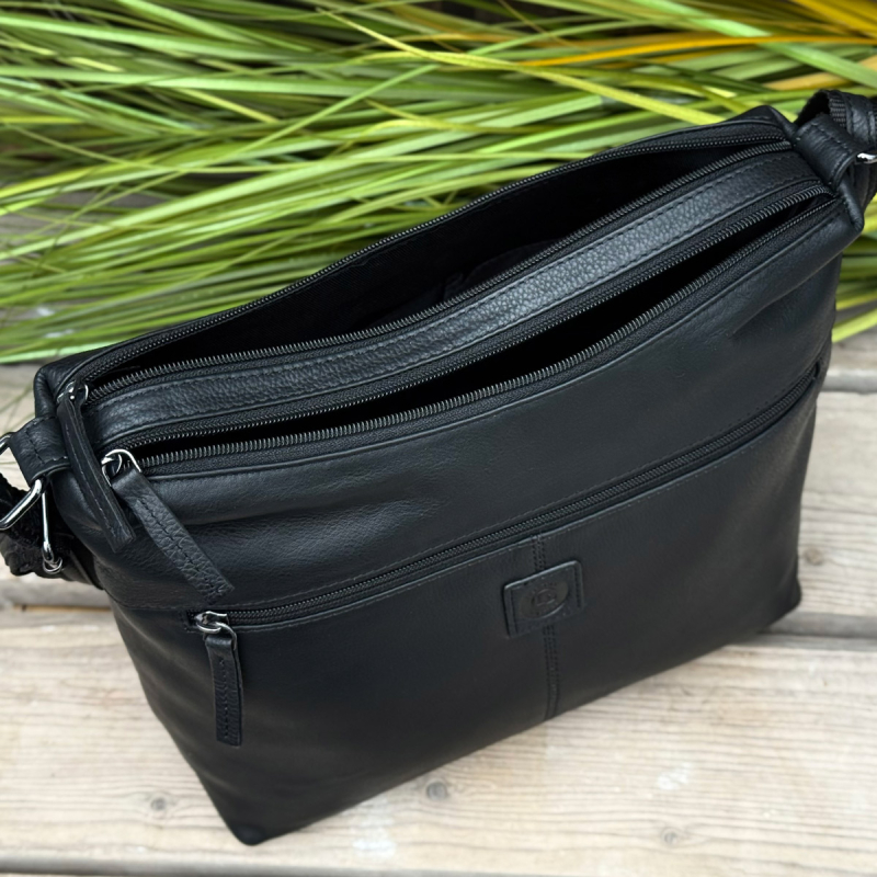 Julia skuldertaske i blød kalvelæder - Leather design - Freja skind