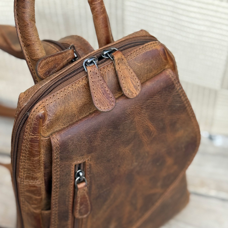 Naima rygsæk - Hunter brun læder fra Leather design - Freja skind - UR 1147 H