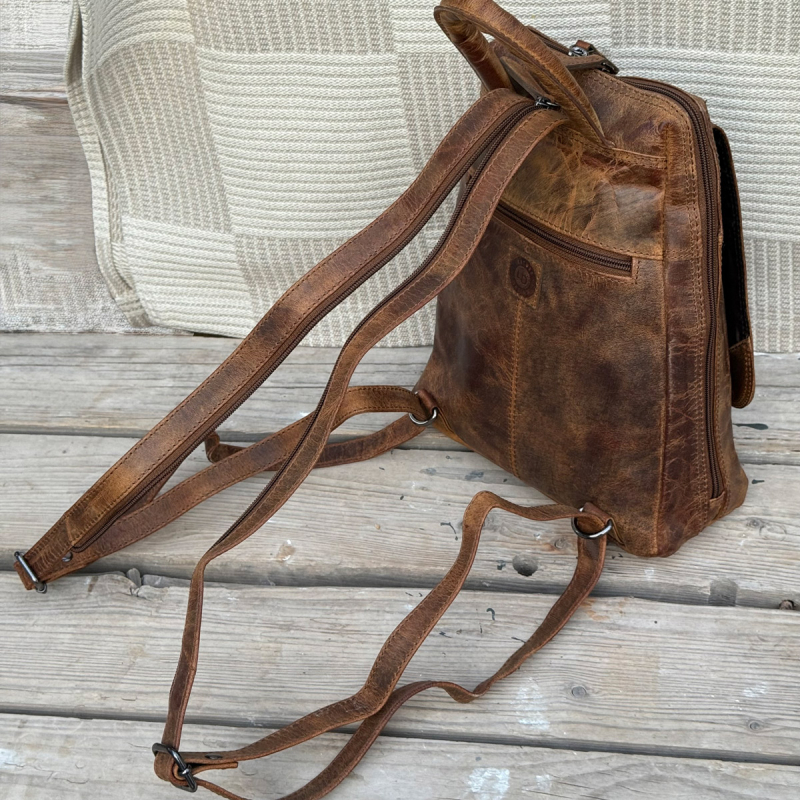 Naima rygsæk - Hunter brun læder fra Leather design - Freja skind - UR 1147 H