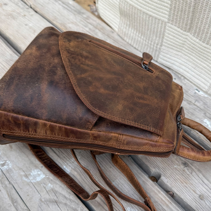 Naima rygsæk - Hunter brun læder fra Leather design - Freja skind - UR 1147 H