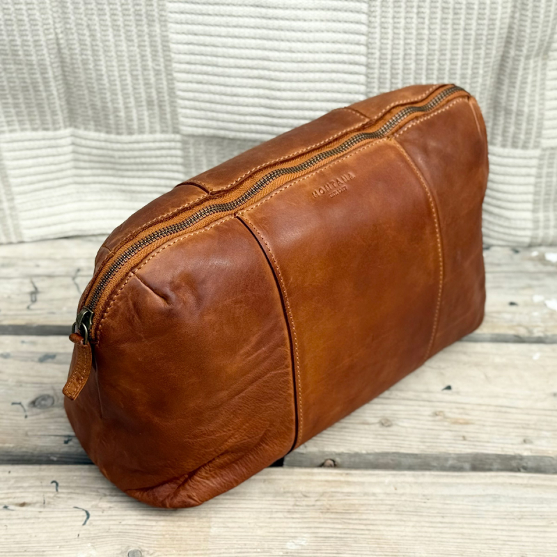 Eden toilettaske i blød bøffelskind - Rummelig model