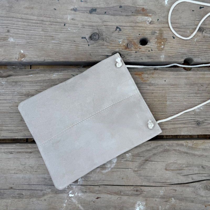 Pengekat i beige ruskind