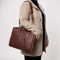Computertaske 15.6" i stilrent design - Håndhanke og aft rem
