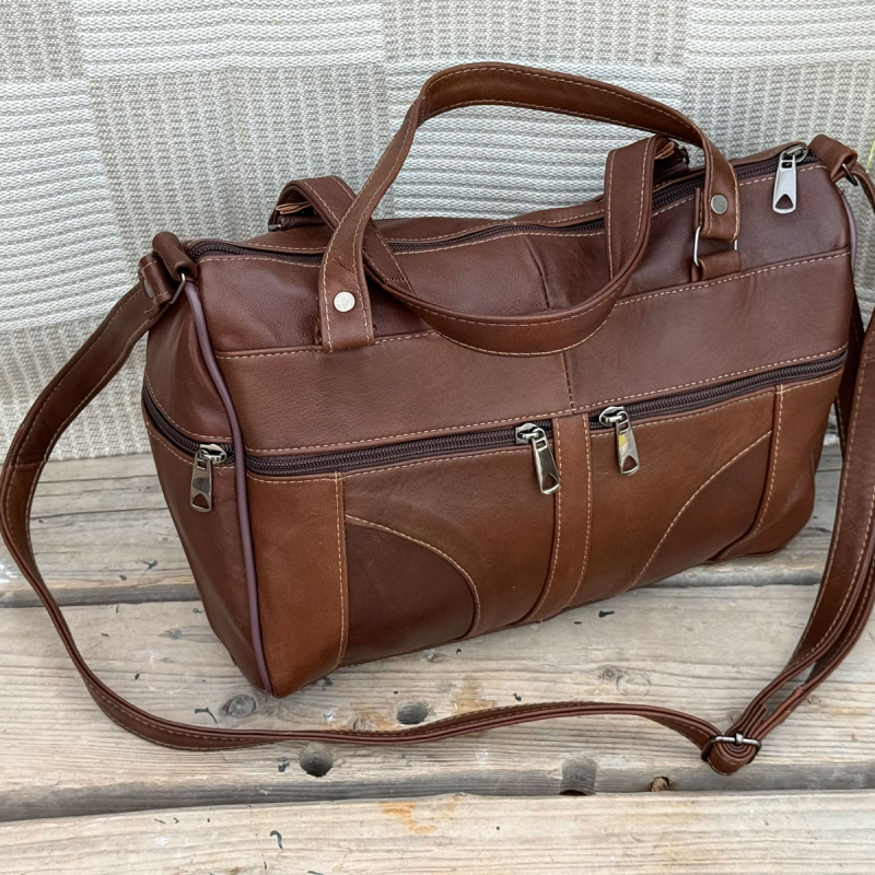 Anja skuldertaske i mørk cognac lammeskind - Freja skind