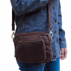 Dayton crossbody taske i brun bøffelskind - Montana - 272303