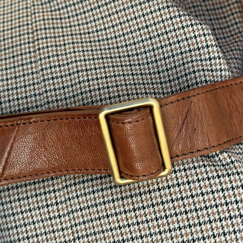 Maibel bumbag i patineret cognac gedeskind - Freja skind