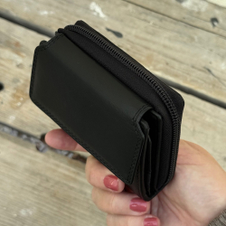 Sort damepung med rfid beskyttelse - gedeskind - Leather design