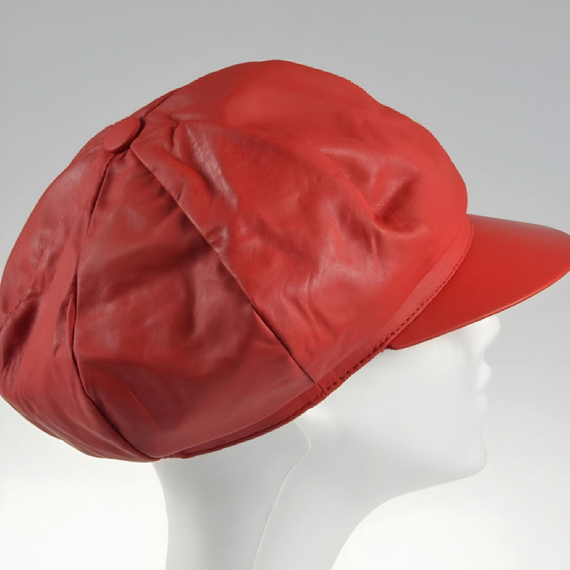Rød dame skindhat - blød lammeskind - Freja skind