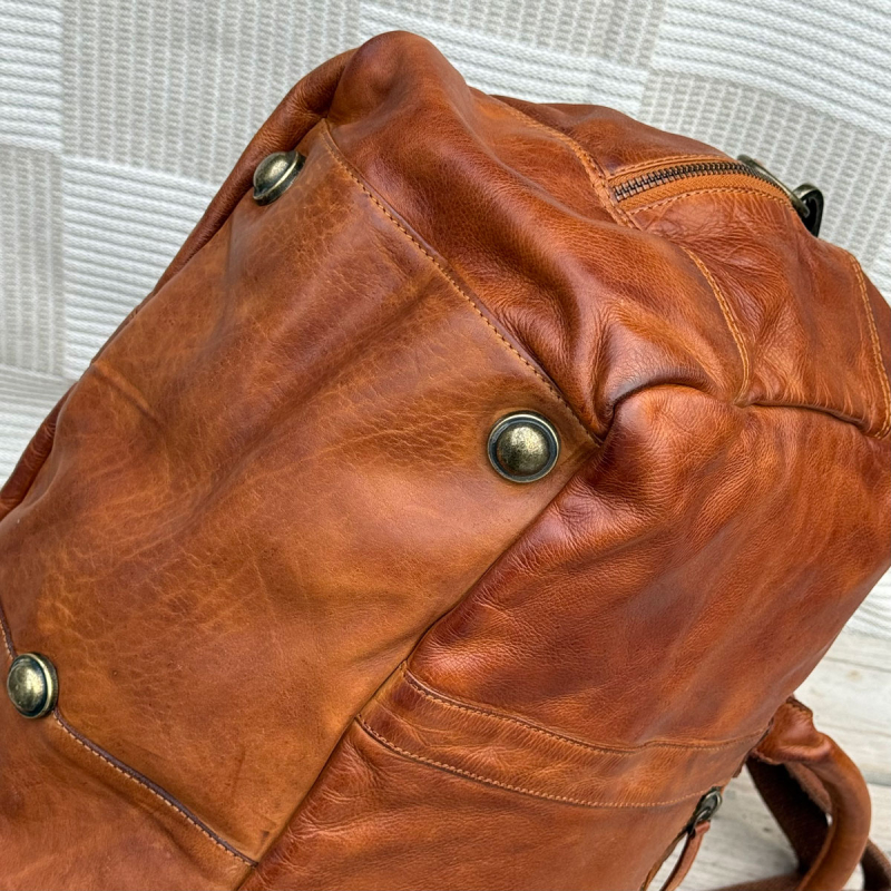 Ashwood weekendväska i cognac buffelskinn - Montana