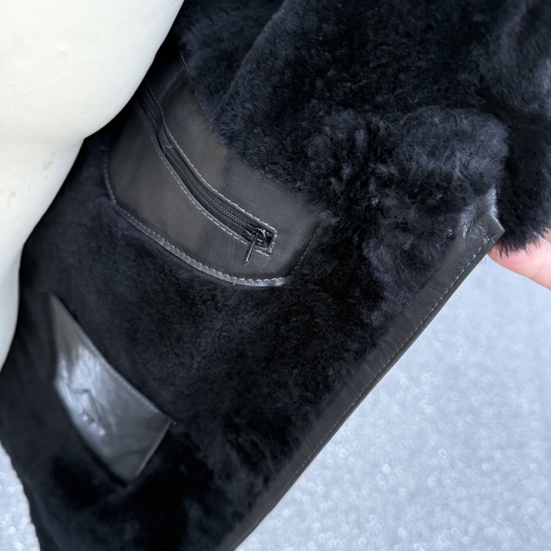 Calgary fårskinnsjacka för herr - Grått fårskinn med svart foder - Freja Skind