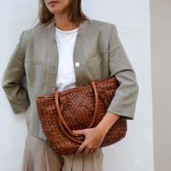 Carbella skuldertaske shopper - patineret cognac bøffel - Montana - Freja skind