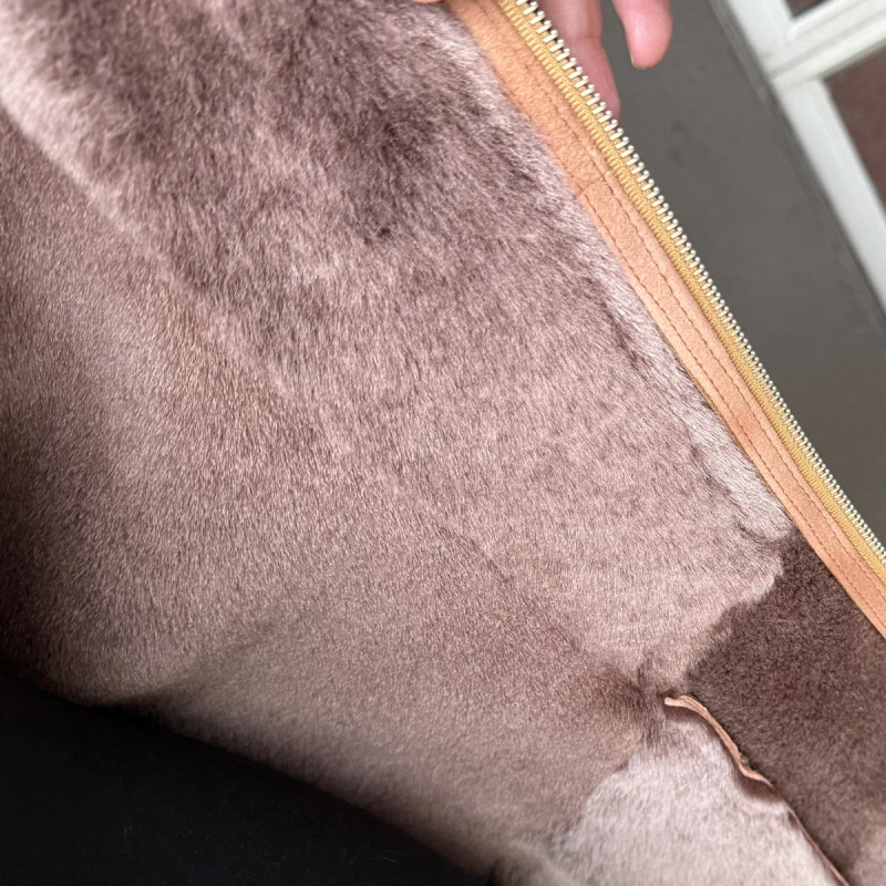 Kaya fårskinnsjacka för dam - Mjukt cognacfärgat fårskinn - Freja Skind