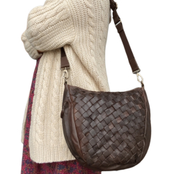 Brun Adela skuldertaske med flet - bøffelskind - Montana