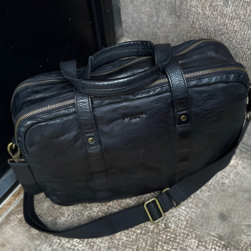 Safford pc-väska - För 15,6" pc - Svart buffelskinn - Montana
