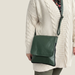 Grøn Katja skindtaske med klap - Freja skind