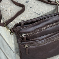 Brun alpha taske - Freja skind